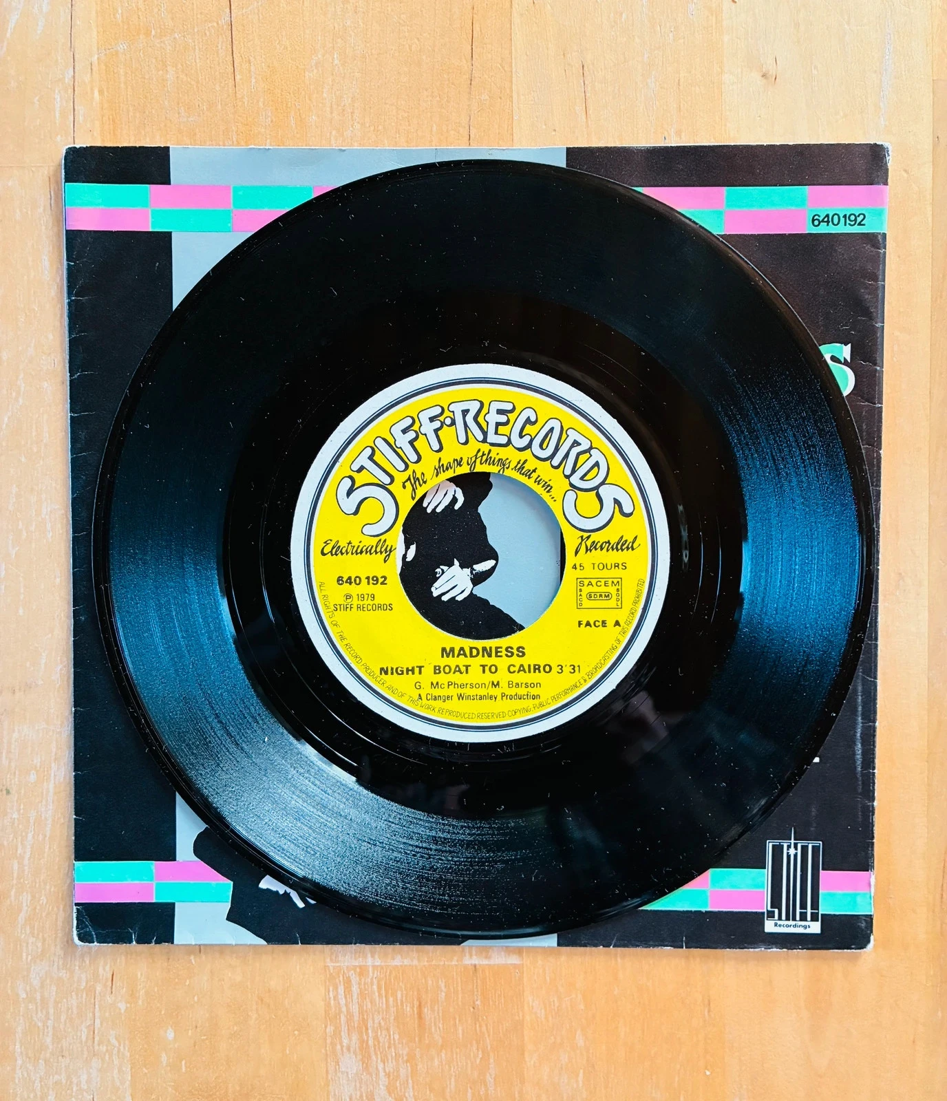 Vinylplaat 45T Madness One Night to Cairo. – photo 2